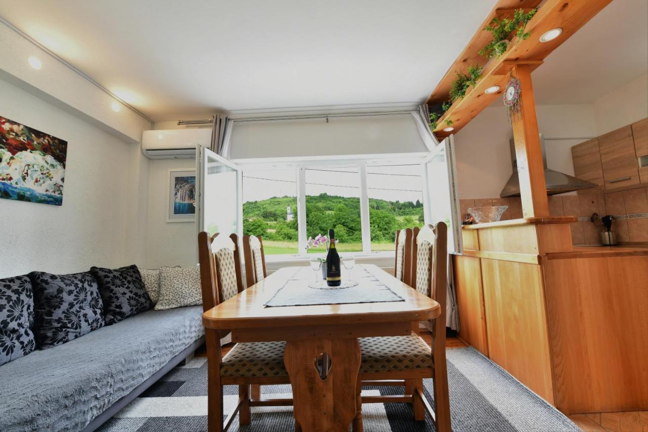 Apartment Marija Zupan Rakovica Eksteriør billede