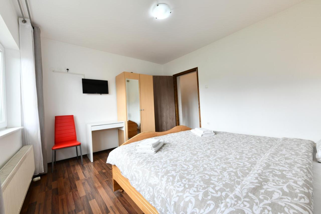 Apartment Marija Zupan Rakovica Eksteriør billede
